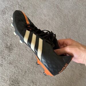 Adidas 11nova soccer cleats